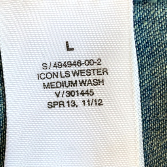 GAP LONG SLEEVE WESTERN SNAP MID-WASHED DENIM BELTED DRESS. WOMEN’S SIZE LARGE - Picture 7 of 8